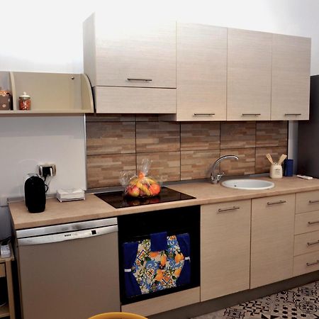 Conte Cavour Apartment Brindisi Exteriör bild