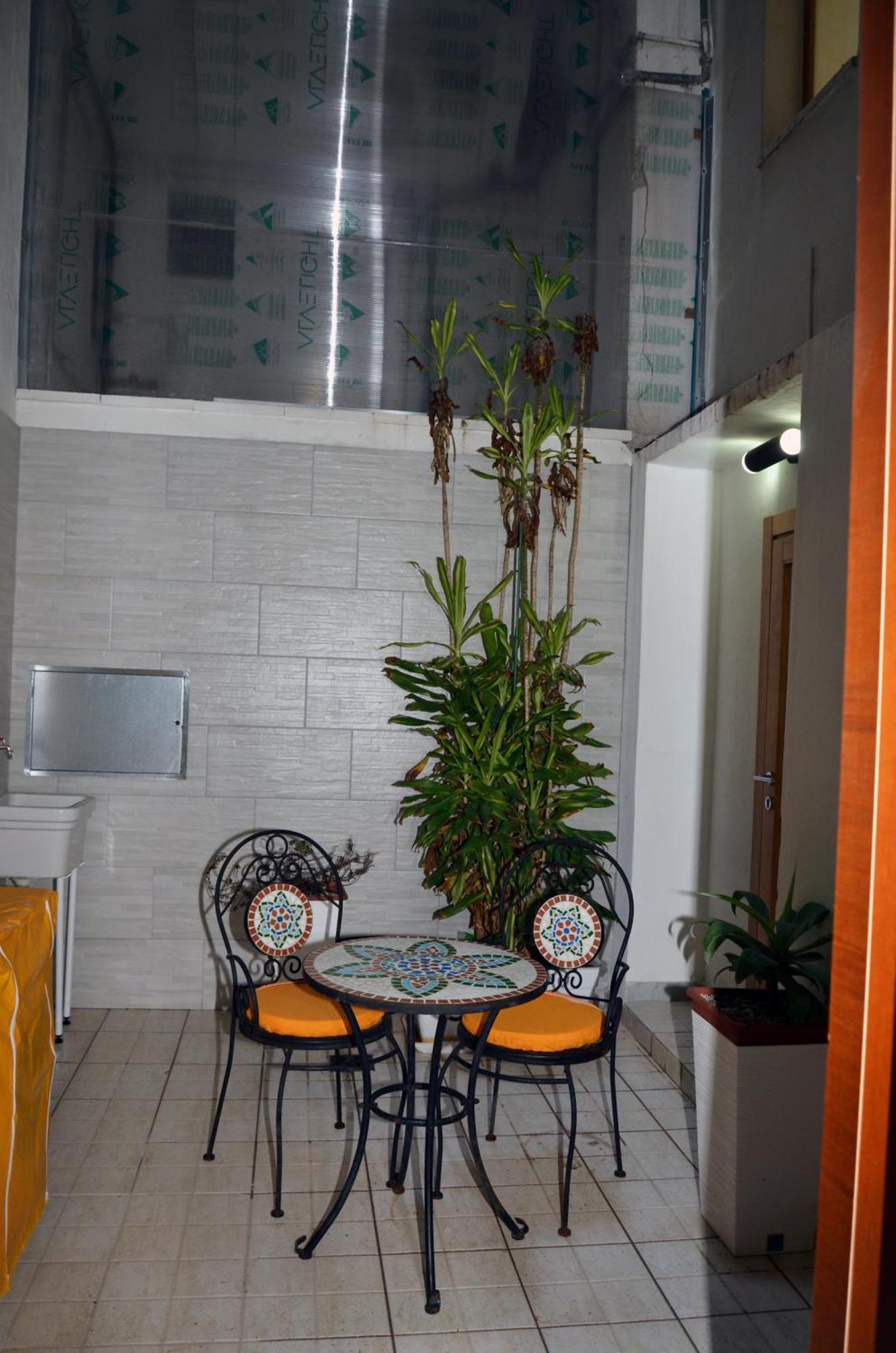 Conte Cavour Apartment Brindisi Exteriör bild